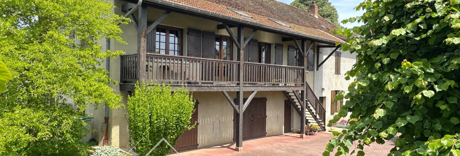 Maison 7 Pièces 214 m² à vendre à Le Pont-de-Beauvoisin (38480)