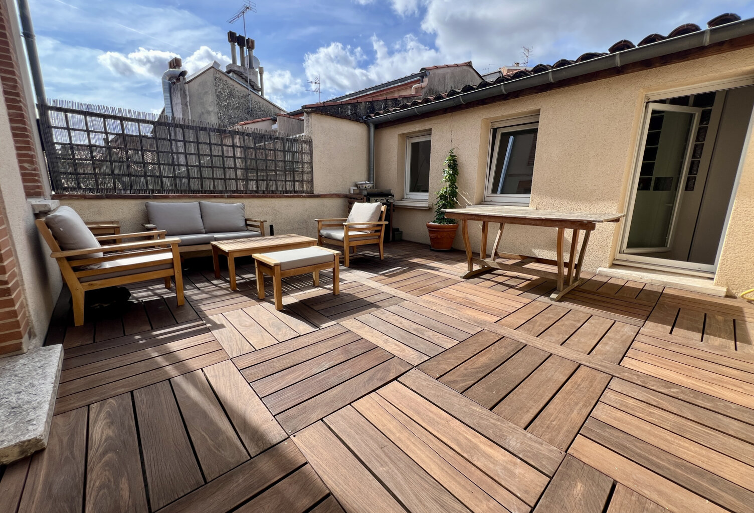 Appartement T4 duplex en dernier étage avec grande terrasse — photo 1