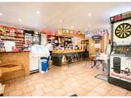 Immeuble de 158m² avec cellule commercial de 100m² au rez-de-chaussée avec dépendances et un appt T2 de 58m² à l'étage — photo 4