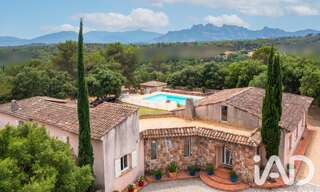 Maison 6 Pièces 200 m² à vendre à Roquebrune-sur-Argens (83520)