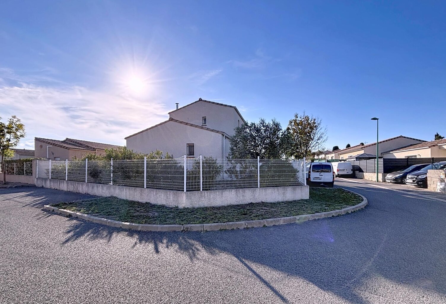 Maison récente de 2017  127 m² habitables avec garage et atelier — photo 1