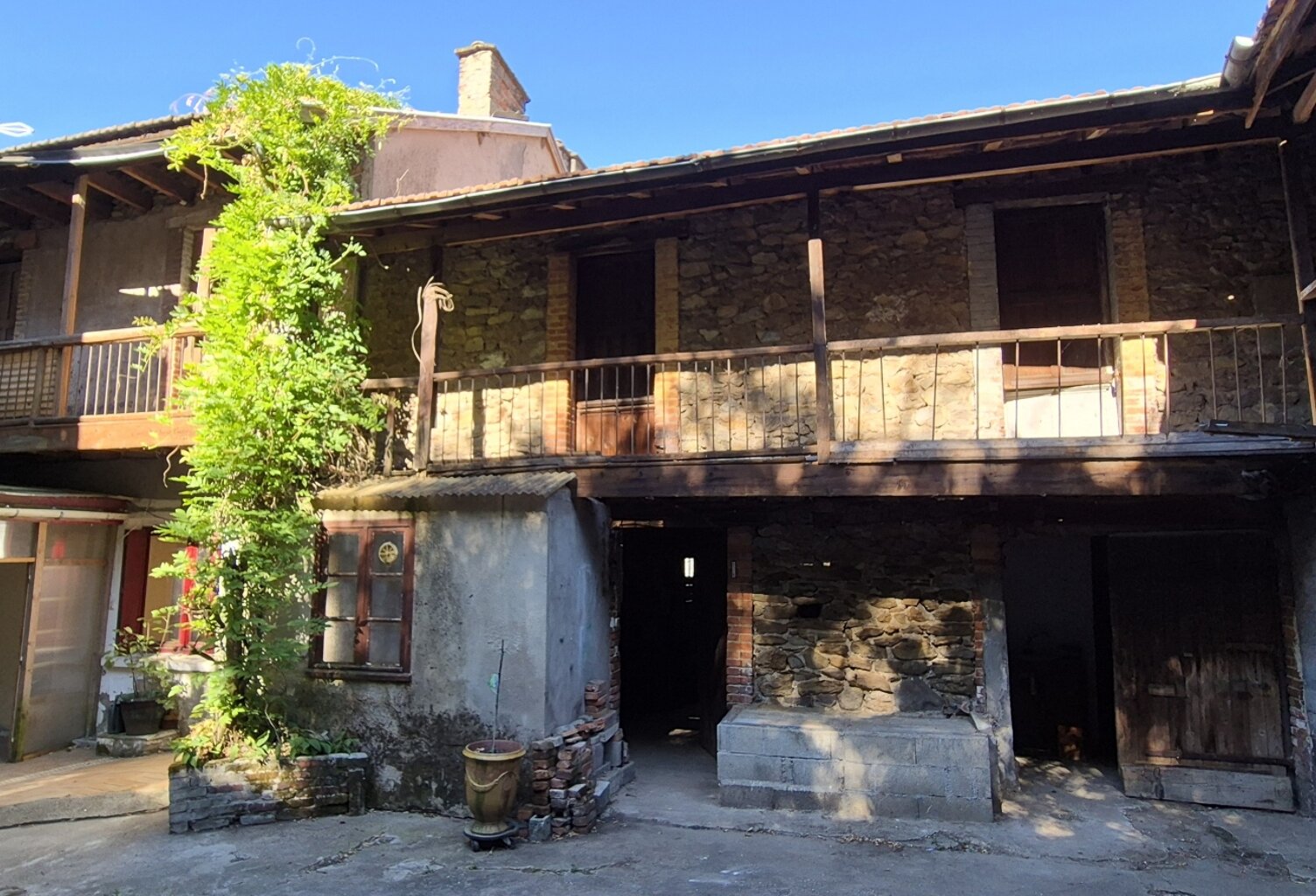 Vente Immeuble 300 m&sup2; — photo 1
