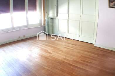 Bureau 2 pièces 97833 €
