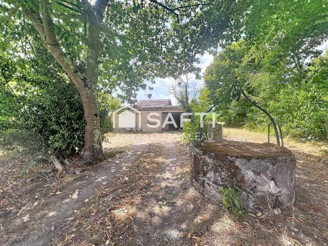 À VENDRE - Dépendance à réhabiliter sur terrain constructible de 733 m² — photo du bien