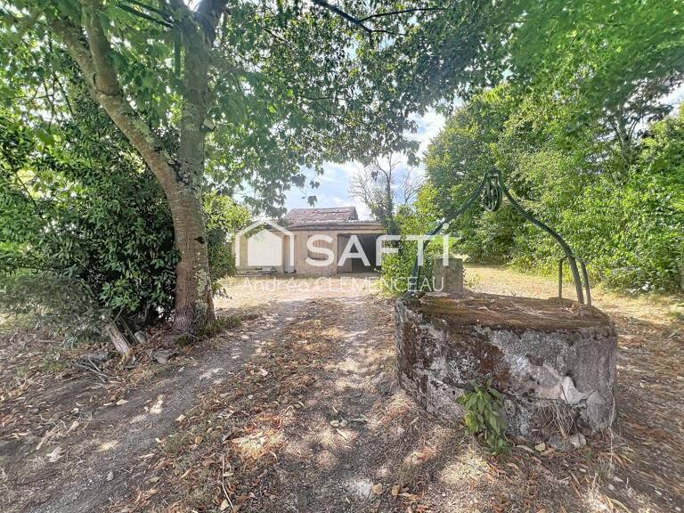 À VENDRE - Dépendance à réhabiliter sur terrain constructible de 733 m² — photo 1