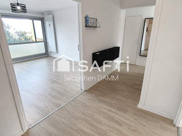 MULHOUSE  Appartement 3 pièces de 75 m²  Dernier étage avec ascenseur  2 balcons  Garage  Cave — photo du bien