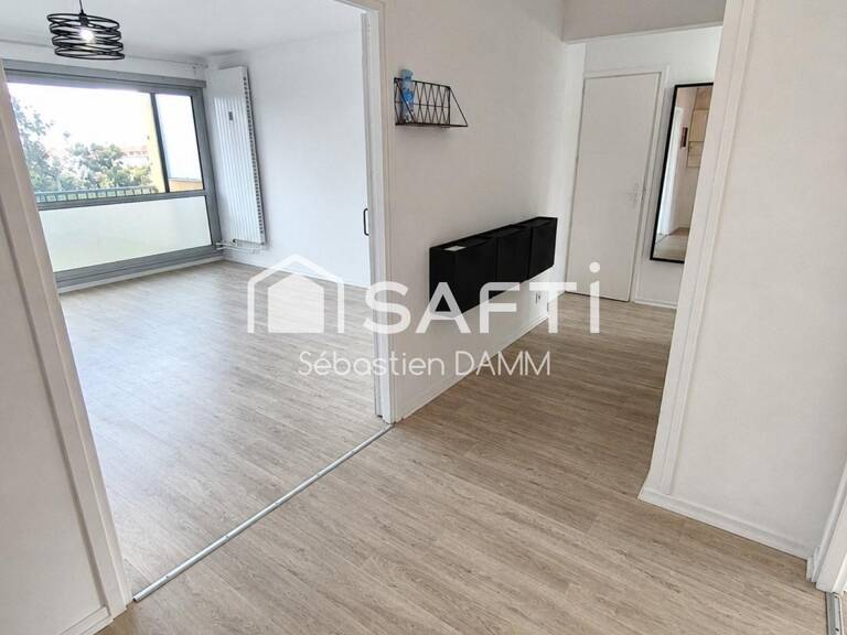 MULHOUSE  Appartement 3 pièces de 75 m²  Dernier étage avec ascenseur  2 balcons  Garage  Cave — photo 1