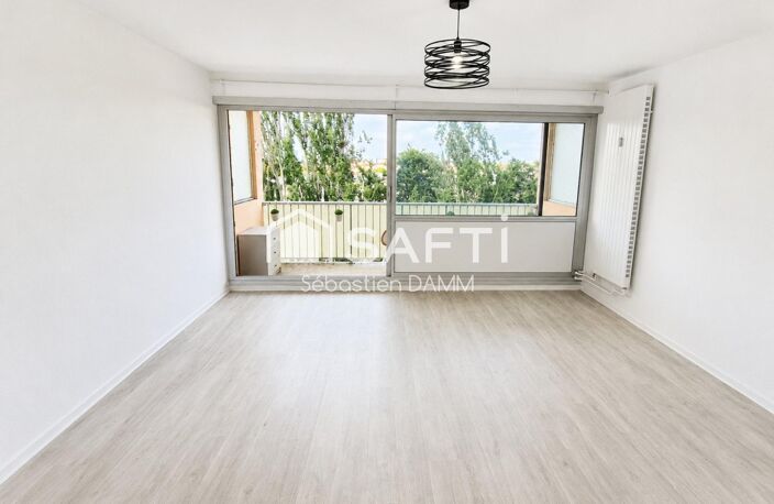 MULHOUSE  Appartement 3 pièces de 75 m²  Dernier étage avec ascenseur  2 balcons  Garage  Cave — photo 3