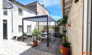 Maison 9 Pièces 204 m² à vendre à Mortagne-sur-Gironde (17120)