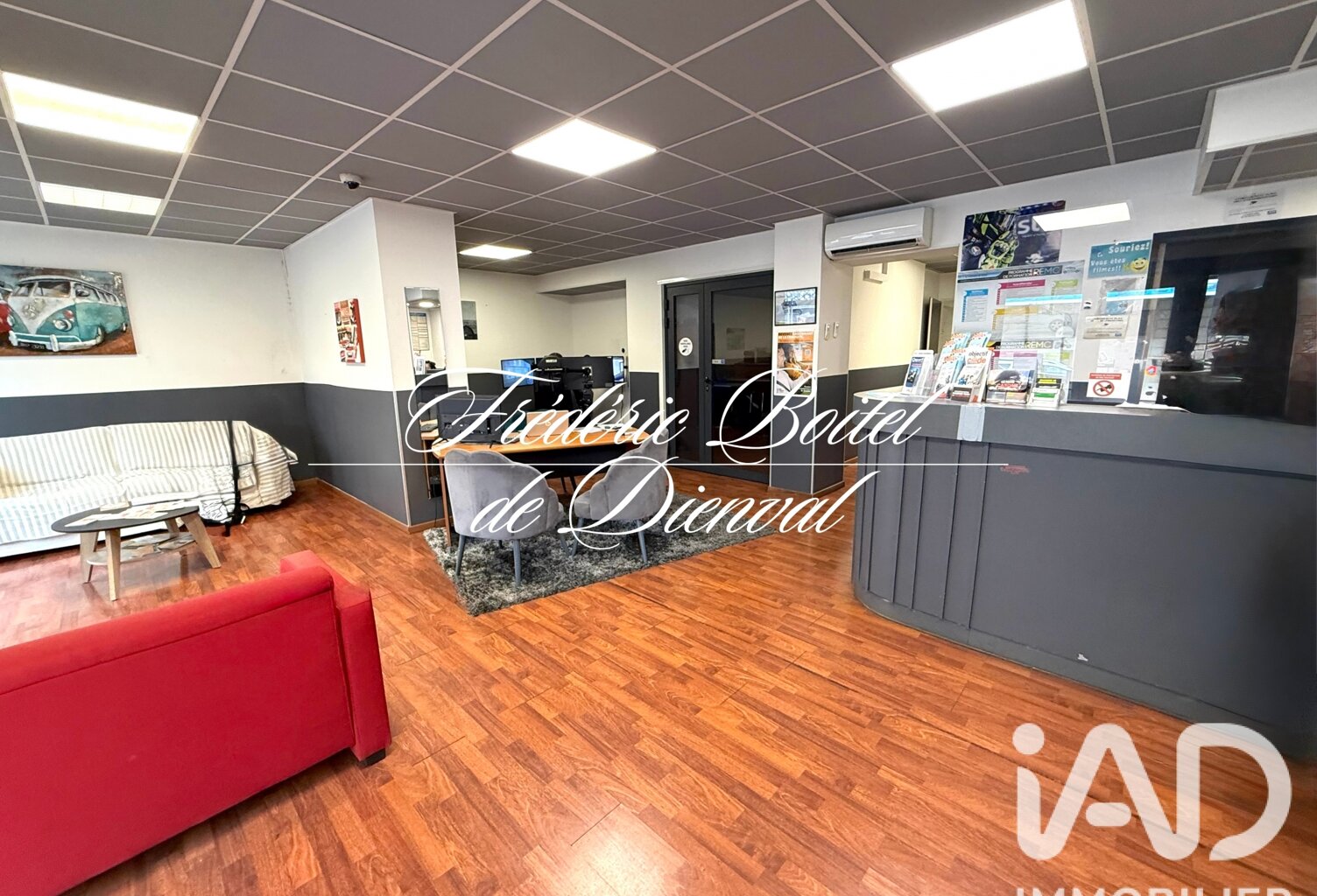 Vente Boutique/Local commercial 121 m&sup2; — photo 1