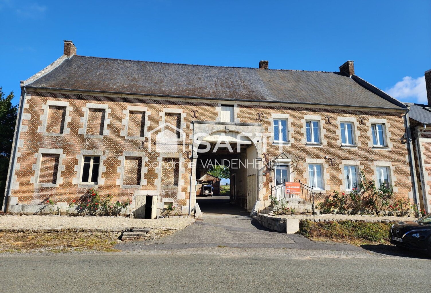 Corps de ferme!! 4 HECTARES — photo 1