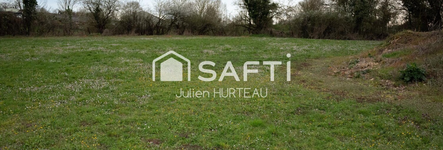 Terrain  2170 m² à vendre à Saint-Martin-de-Saint-Maixent (79400)