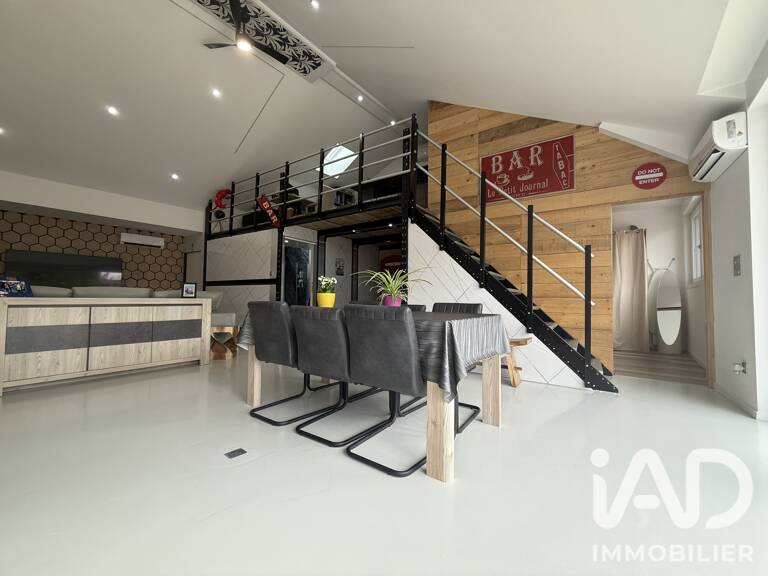 Vente Immeuble 2 611 m&sup2; — photo 1