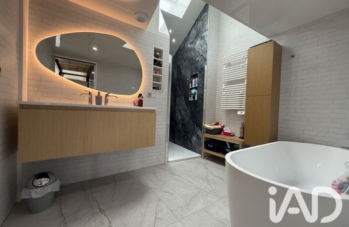 Vente Immeuble 2 611 m&sup2; — photo 4