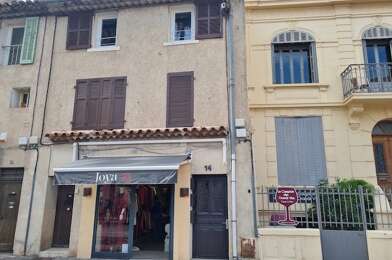 Appartement 2 pièces 576 €