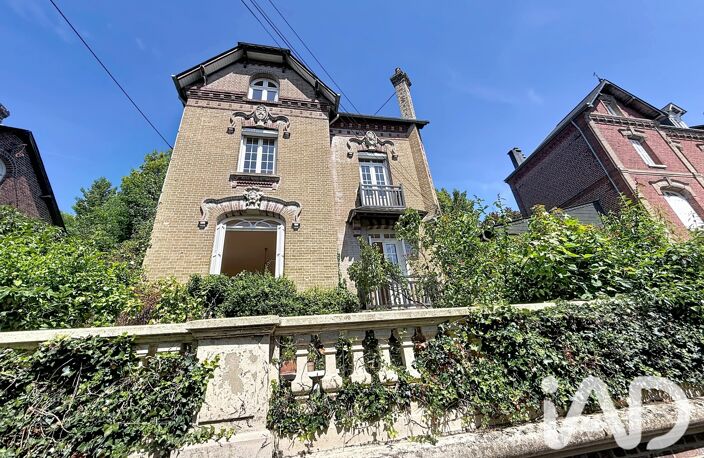 Vente Maison/villa 7 pièces — photo 2