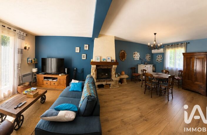 Vente Maison/villa 7 pièces — photo 2