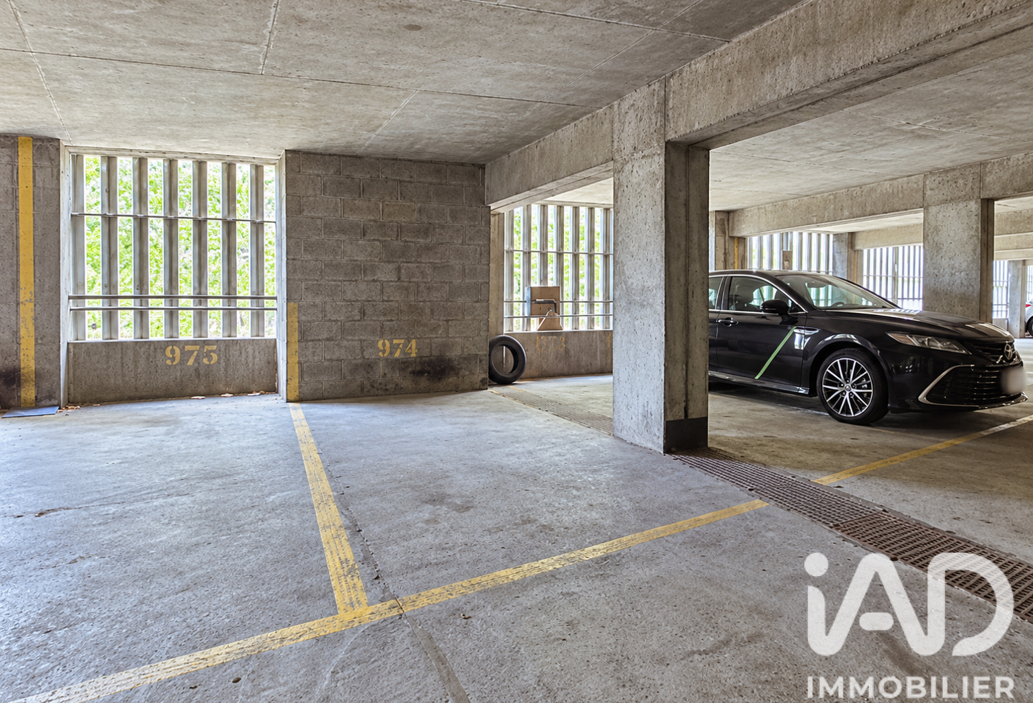 Vente Parking 12 m&sup2; — photo 1