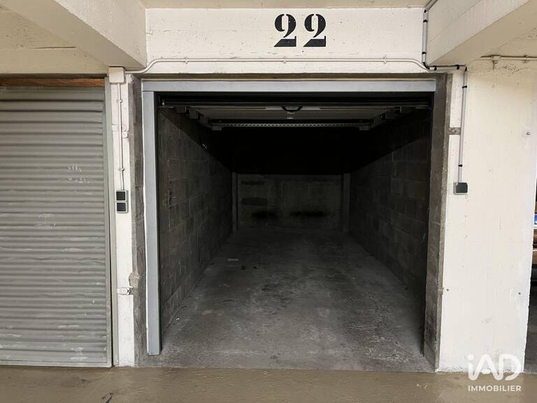 Location Parking 11 m&sup2; — photo 1