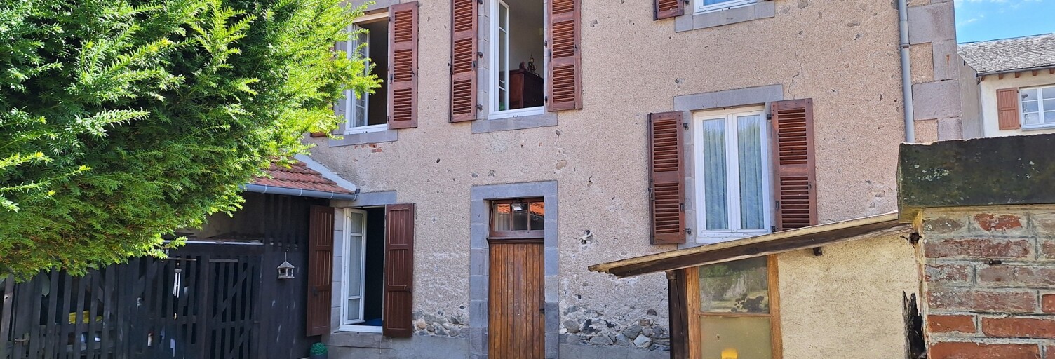 Maison 5 Pièces 130 m² à vendre à Arpajon-sur-Cère (15130)