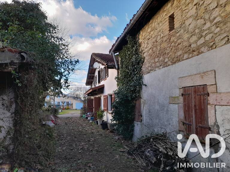 Vente Maison/villa 9 pièces — photo 1