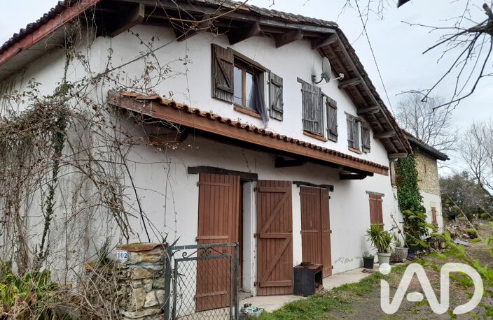Vente Maison/villa 9 pièces — photo 2