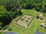 CORPS DE FERME DE CARACTERE- 280M2 SUR 2 HECTARES — photo 4