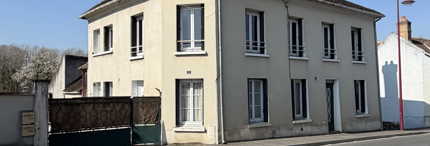 Immeuble  123 m² à vendre à Voulx (77940)
