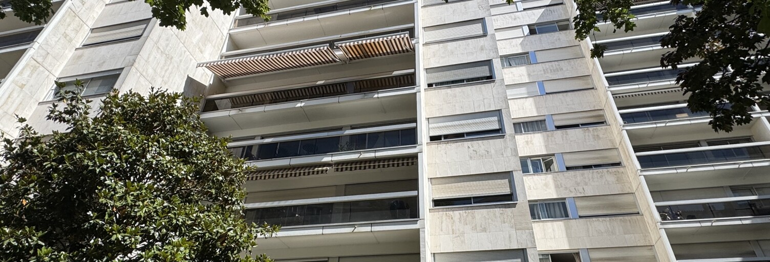 Appartement 3 Pièces 68 m² à vendre à Paris 15 (75015)