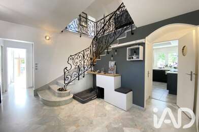 Maison 5 pièces 735000 €