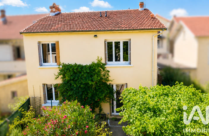 Vente Maison/villa 6 pièces — photo 2