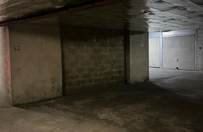 Vente Parking 14 m&sup2; — photo 2