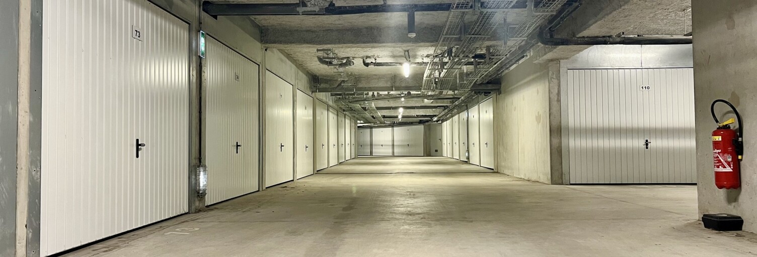 Garage  25 m² à vendre à La Rochelle (17000)