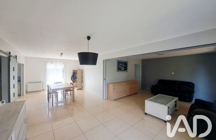 Vente Maison/villa 7 pièces — photo 2