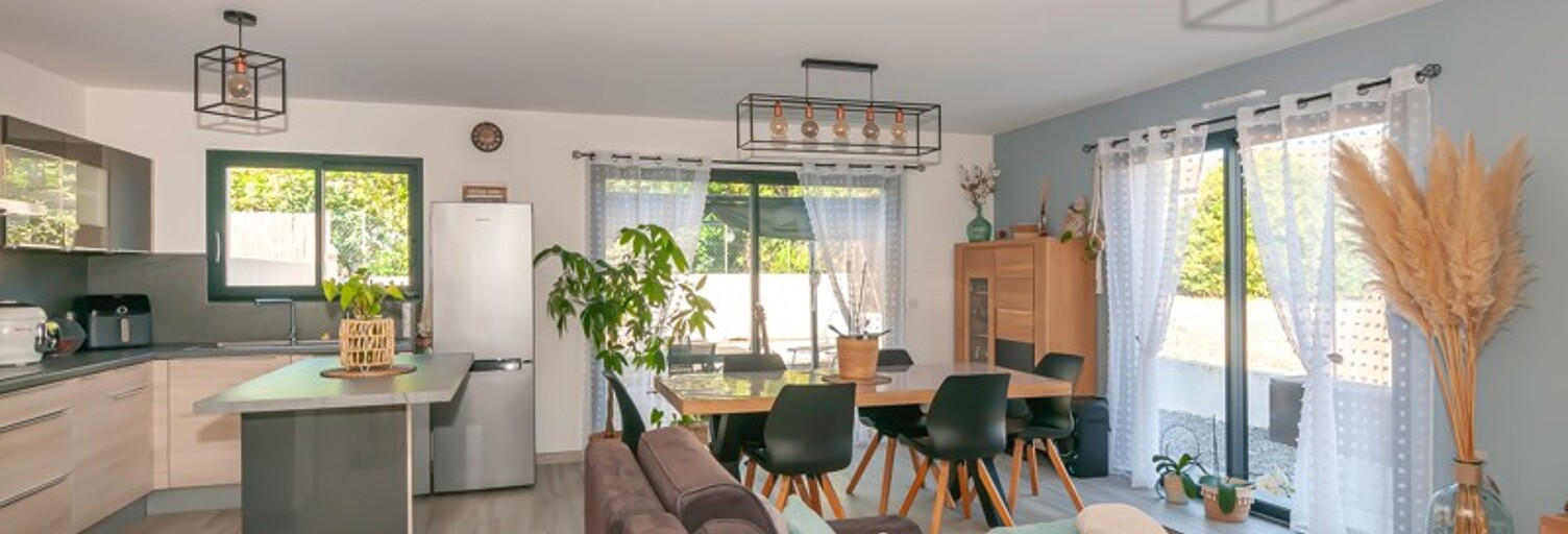 Maison 5 Pièces 98 m² à vendre à Mèze (34140)