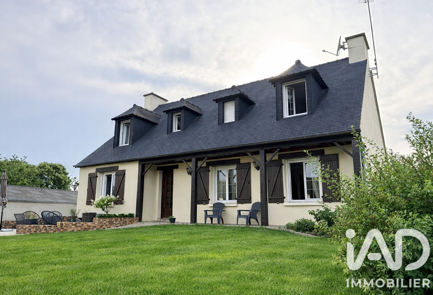Vente Maison/villa 9 pièces — photo 1