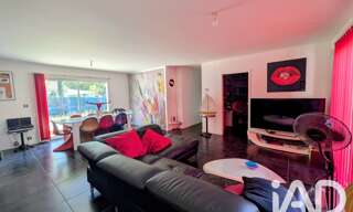 Maison 5 Pièces 127 m² à vendre à Le Pian-Médoc (33290)