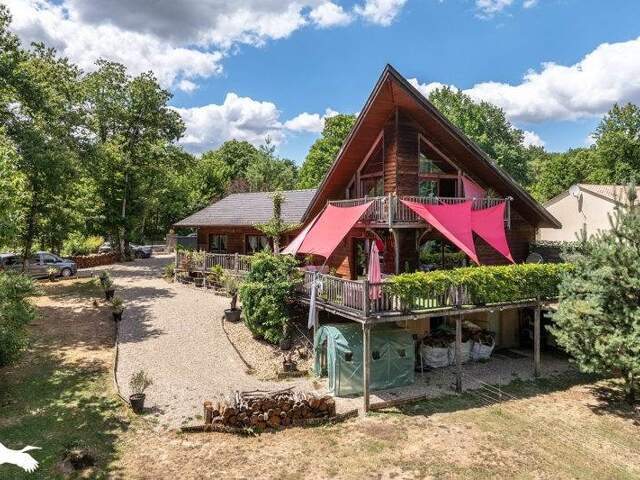 Villa de 6 pièces principales — photo du bien