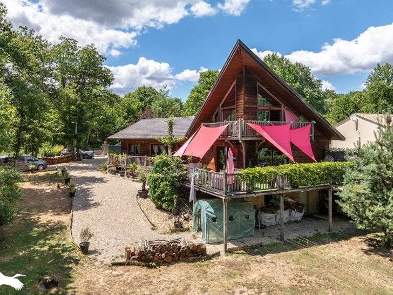 Villa de 6 pièces principales — photo 1