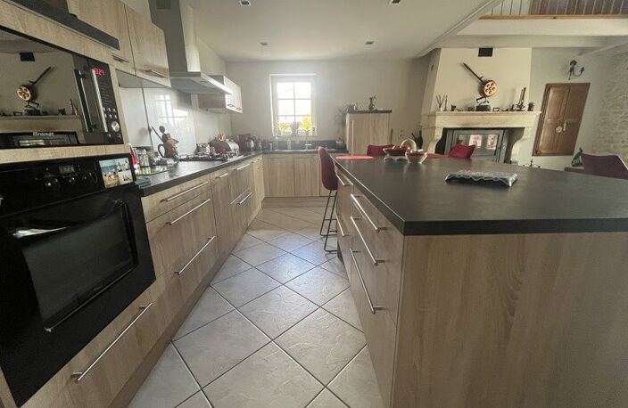 Vente maison 4 pièces 120 m² Saint-Loup (17380) — photo 5