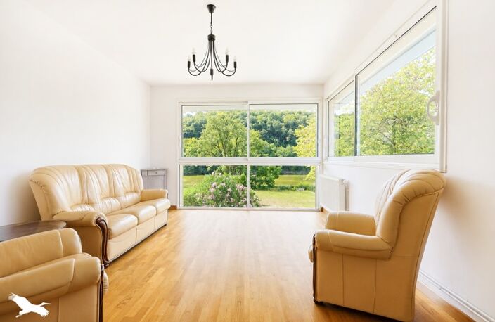 Maison en pierre de 6 pièces principales — photo 2