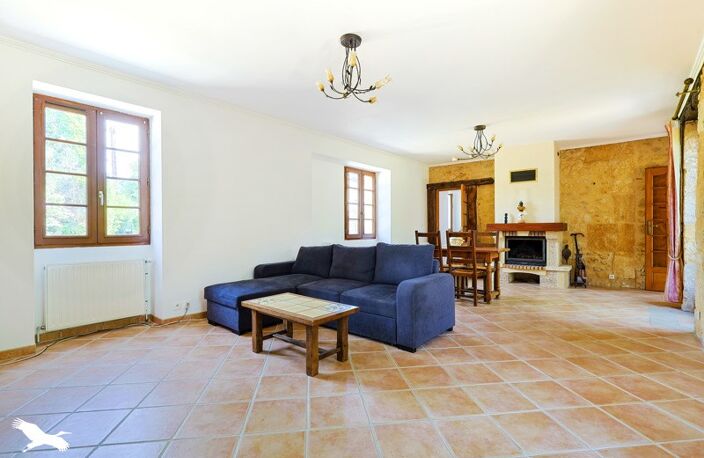 Maison en pierre de 6 pièces principales — photo 3