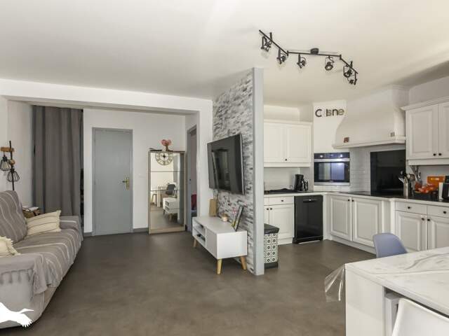 Maison de bourg de 4 pièces principales — photo du bien