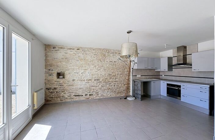 Vente maison 3 pièces 50 m² Saint-Georges-d'Oléron (17190) — photo 2