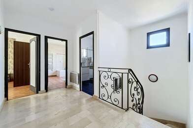Maison 9 pièces 349900 €