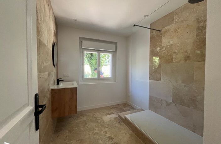 Maison en pierre de 3 pièces principales — photo 4