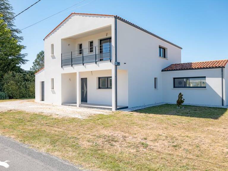Contemporaine de 6 pièces principales — photo 1