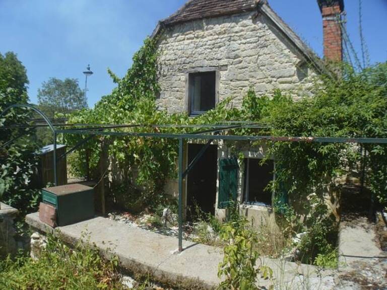 Maison en pierre de 3 pièces principales — photo 1
