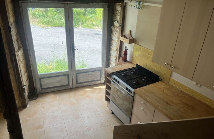Maison en pierre de 3 pièces principales — photo 5