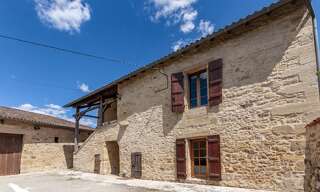 Maison 6 Pièces 227 m² à vendre à Nantheuil (24800)